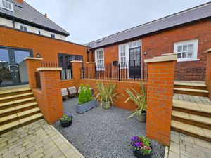 Photo 1- click for photo gallery